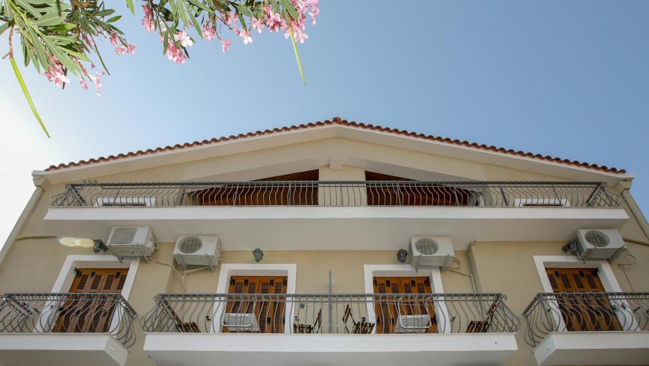 Papadatos Studios Argostoli  Exterior photo
